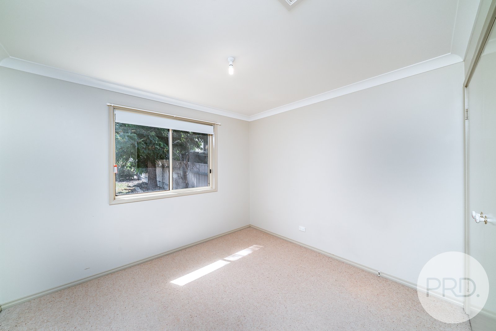 1/15 Wilgoma Street BOURKELANDS 6