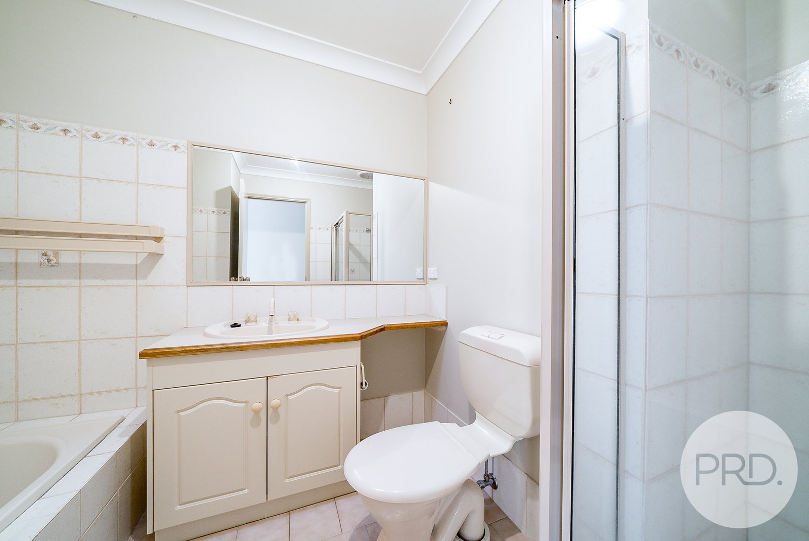 1/15 Wilgoma Street BOURKELANDS 7