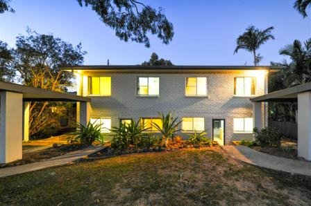 1/15 Woomerah Ave  CANNONVALE 1