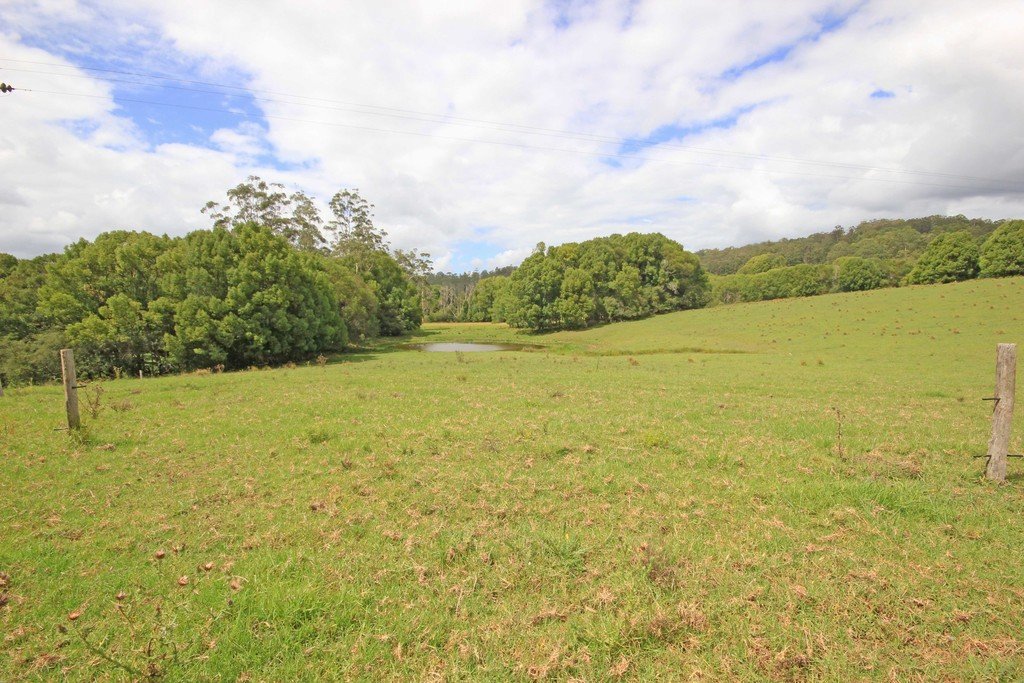 1151 Lorne Road LORNE 12