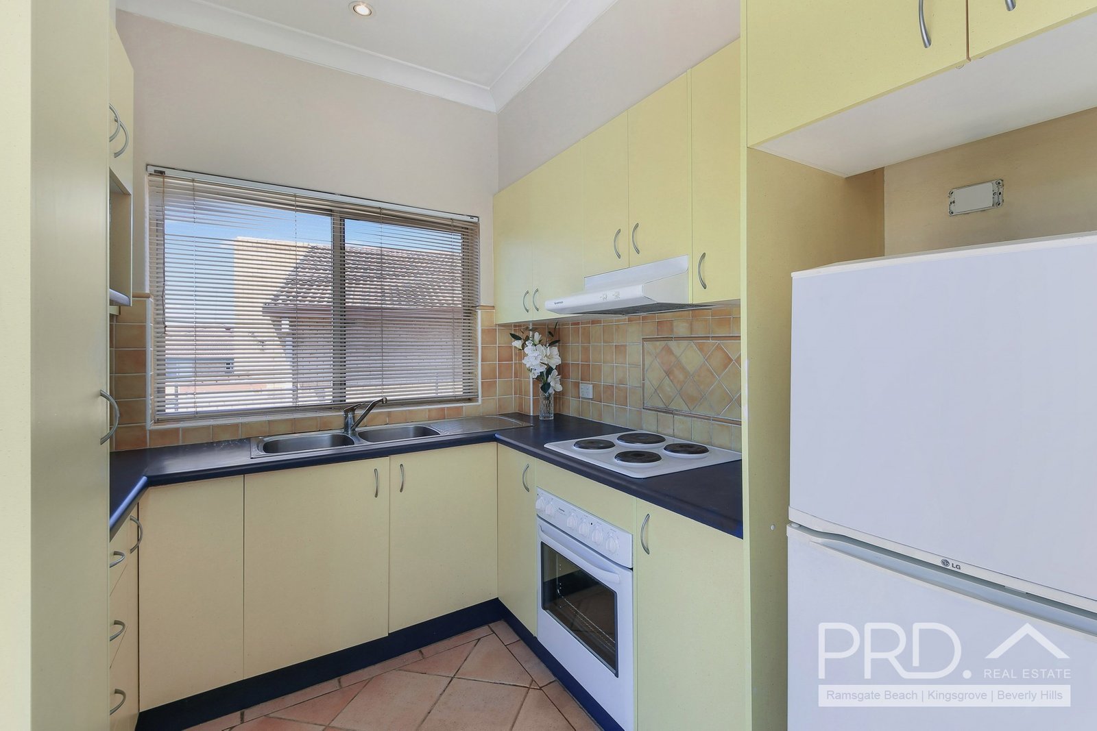 11/51 Villiers Street ROCKDALE 2