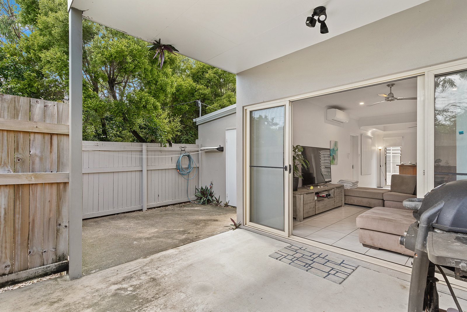 1/152-154 Shute Harbour Road CANNONVALE 14