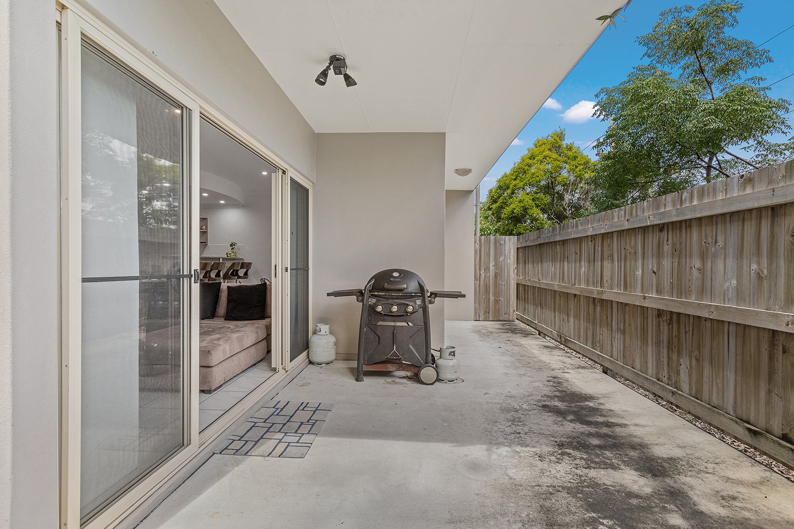 1/152-154 Shute Harbour Road CANNONVALE 15