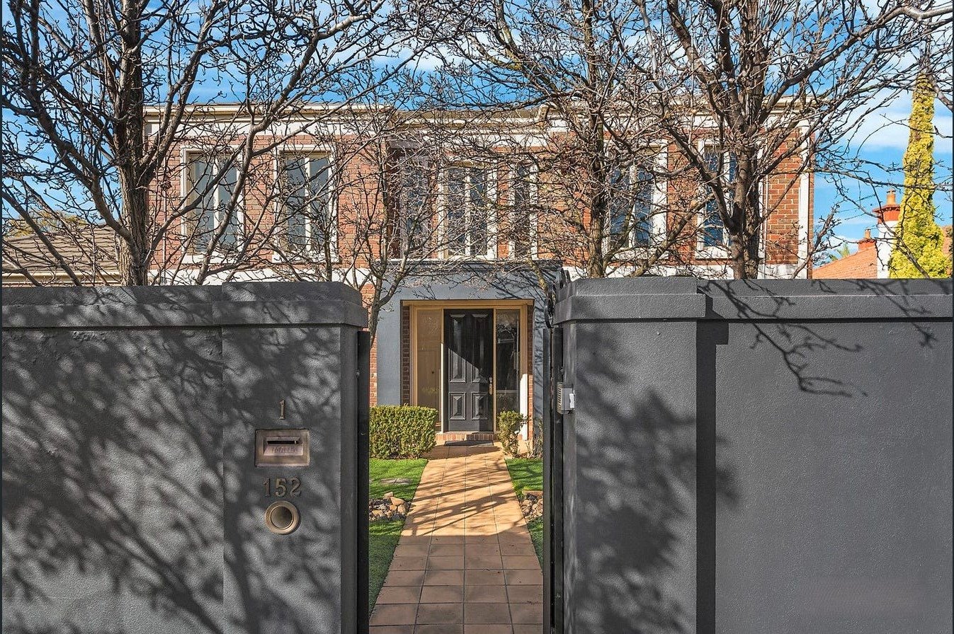 1/152 Burke Road, Glen Iris, 3146