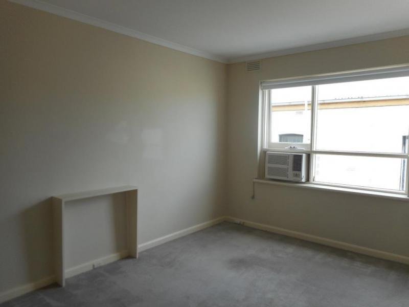 Gallery: 11/52 Canterbury Road