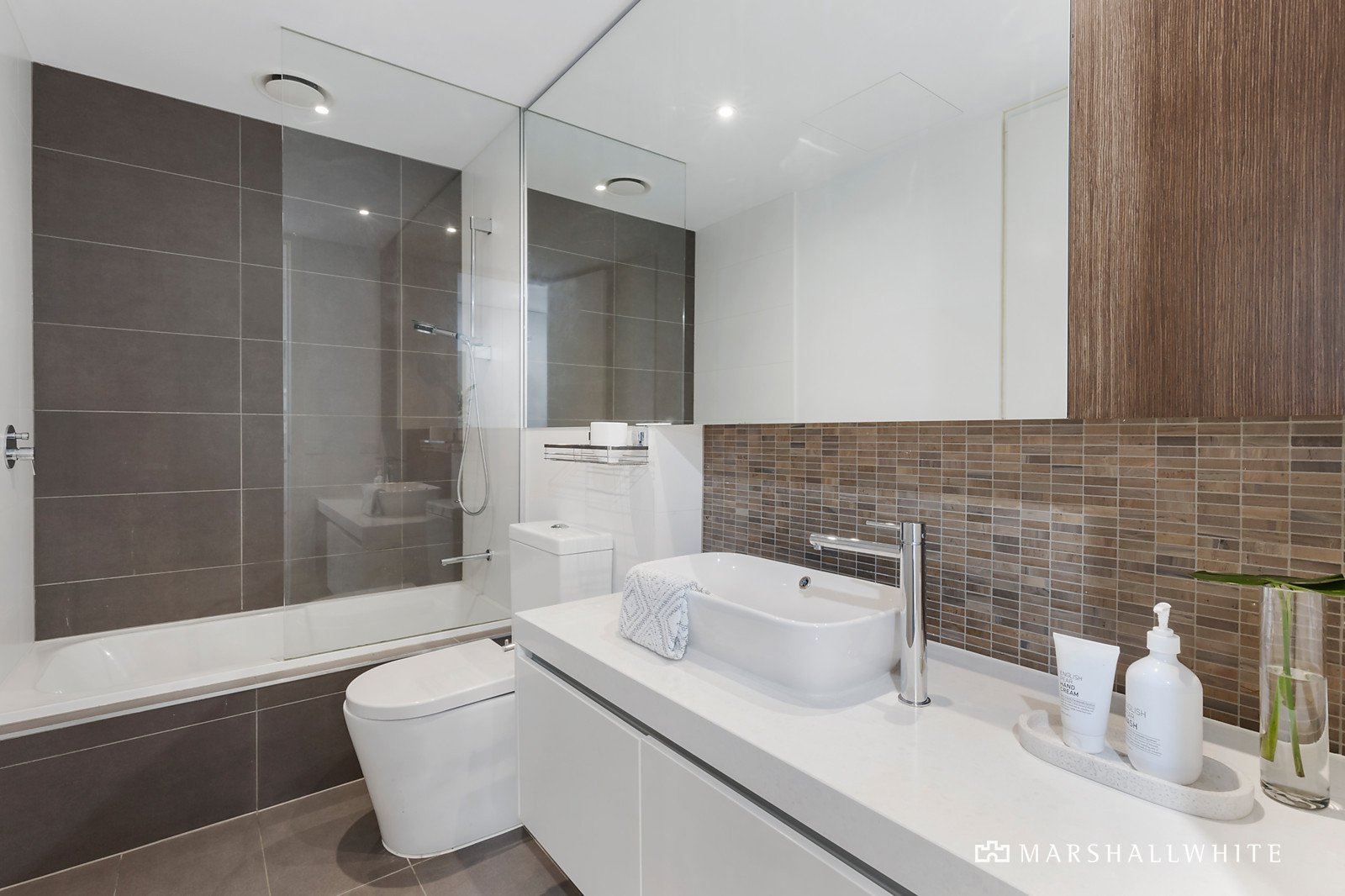 115/201 Whitehorse Road, Balwyn, VIC