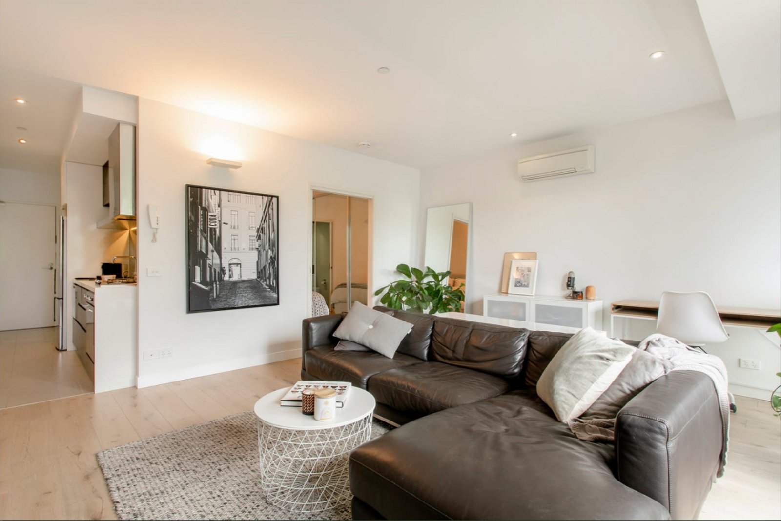 Gallery: 115/270 High Street