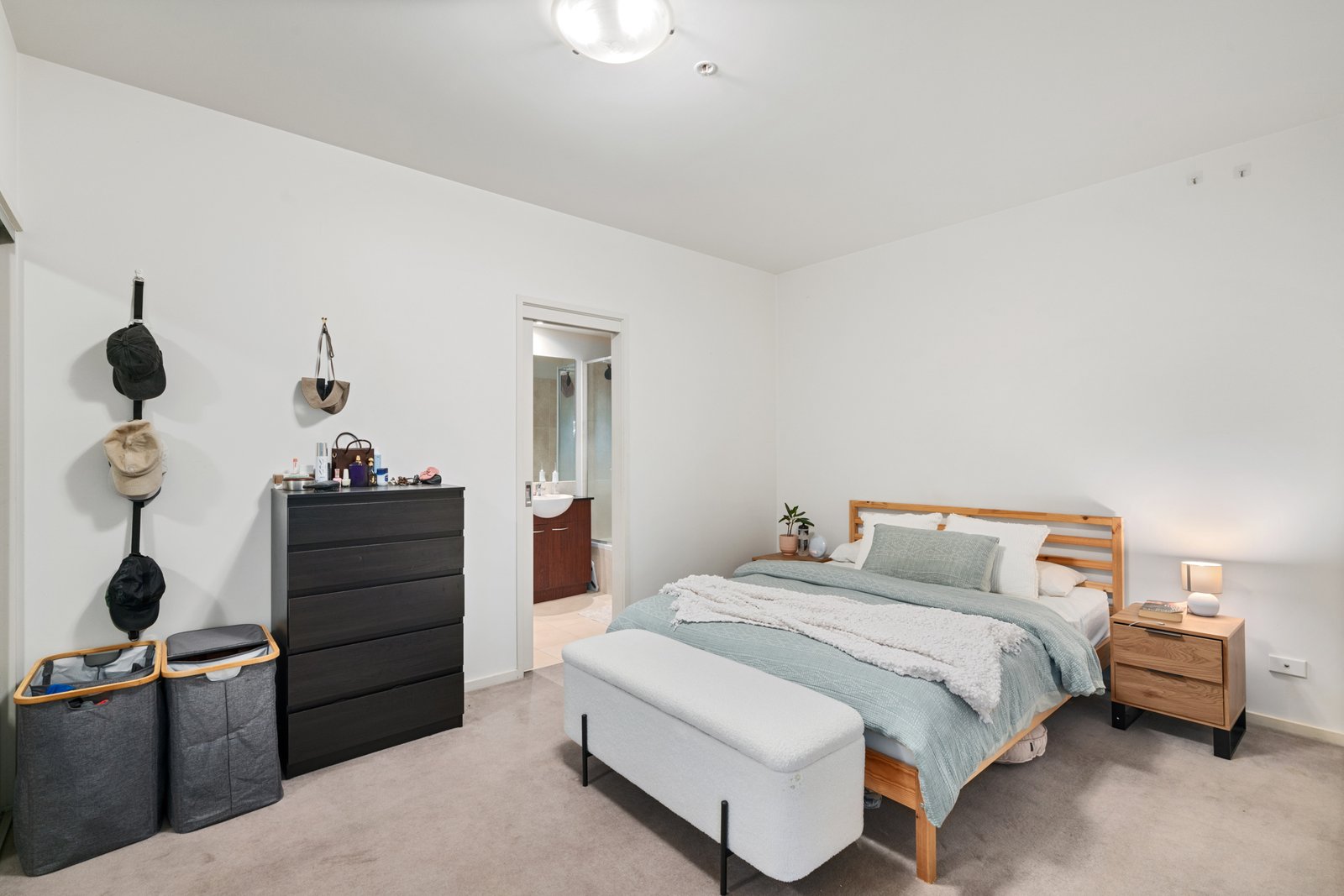 Gallery: 115/3-7 Alma Road