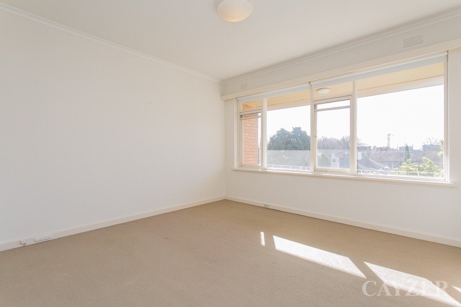Gallery: 11/544 Orrong Road