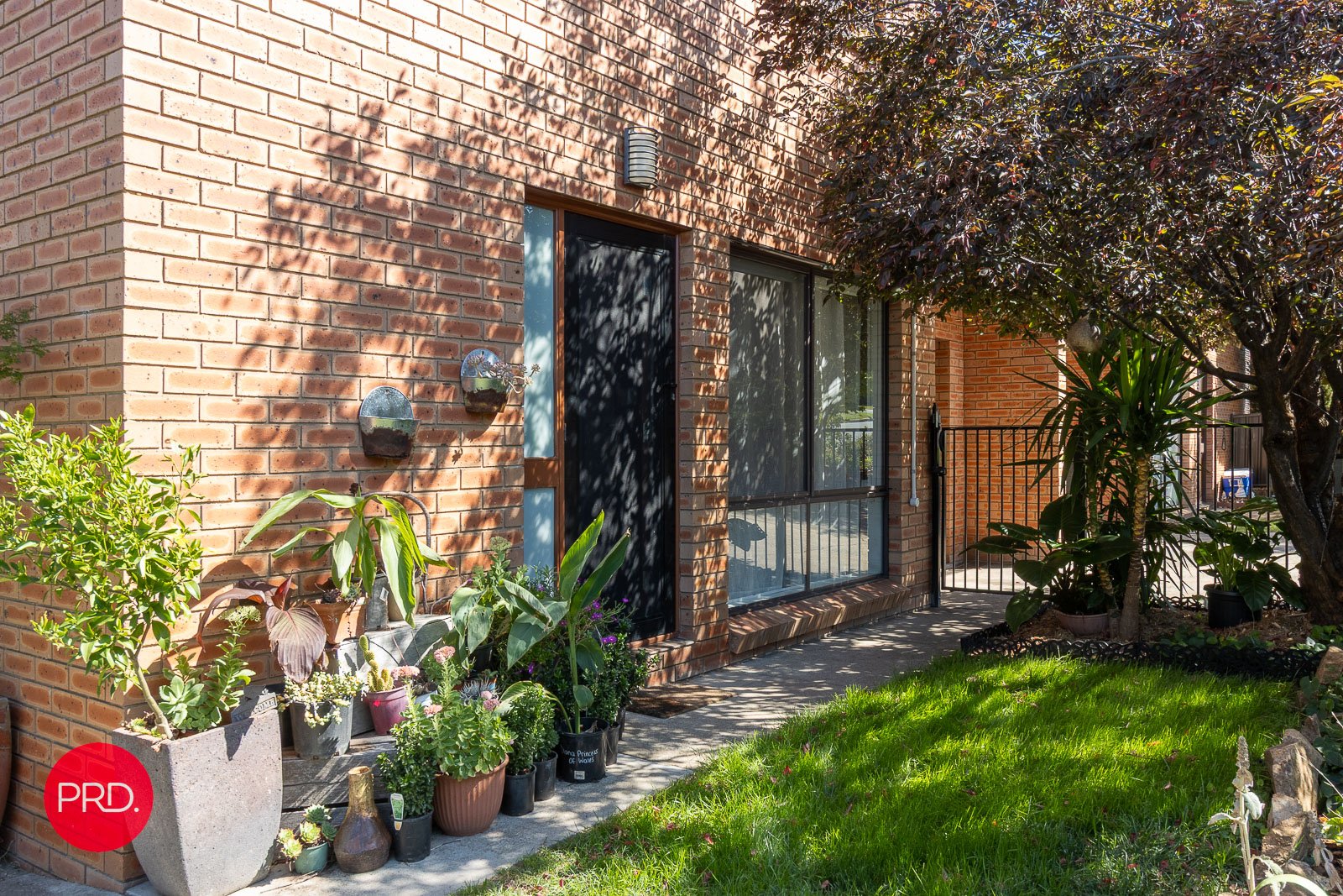 1/156 Carwoola Street QUEANBEYAN EAST 3