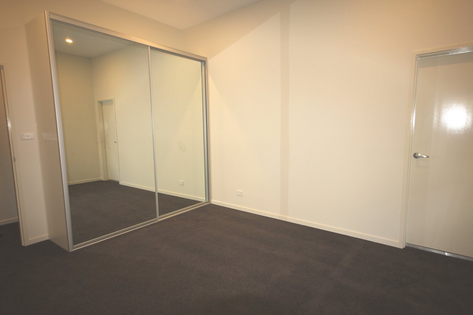 1/156 Railway Parade KOGARAH 5