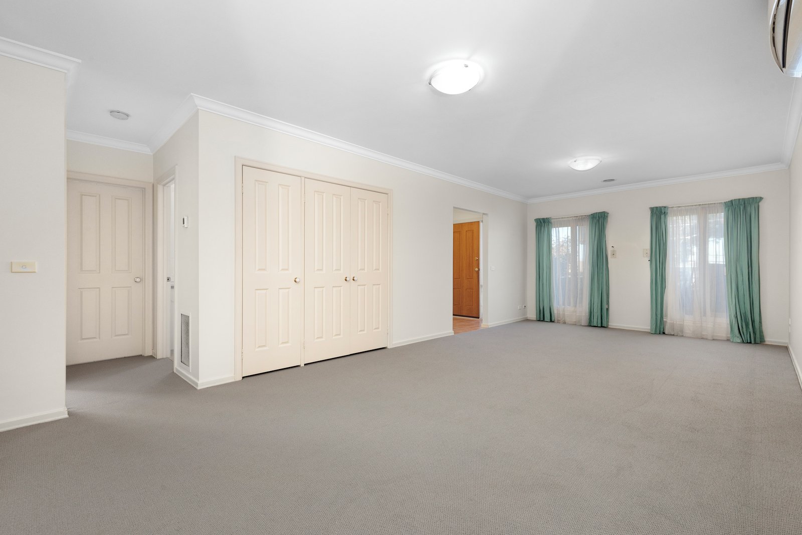 Gallery: 1/158 Balcombe Road