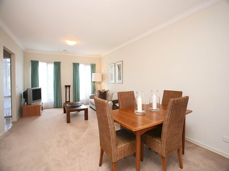 Gallery: 1/158 Balcombe Road