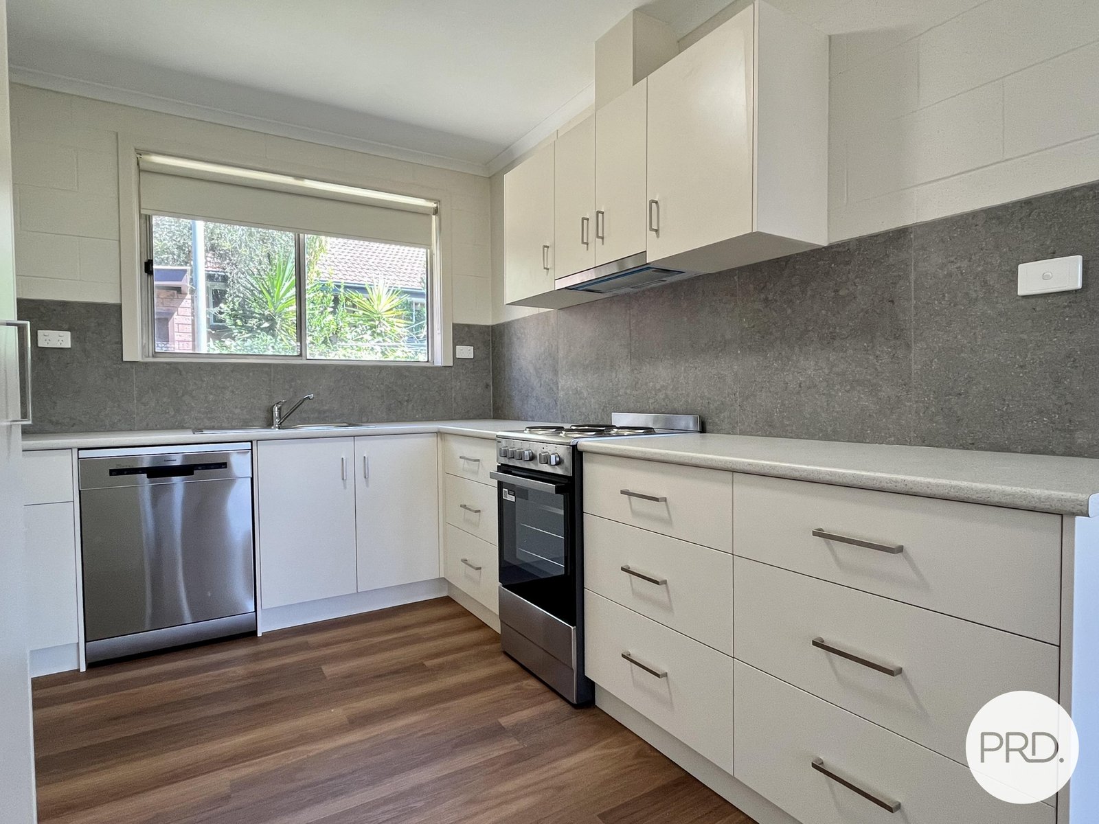 1/158 Bilba Street EAST ALBURY 4