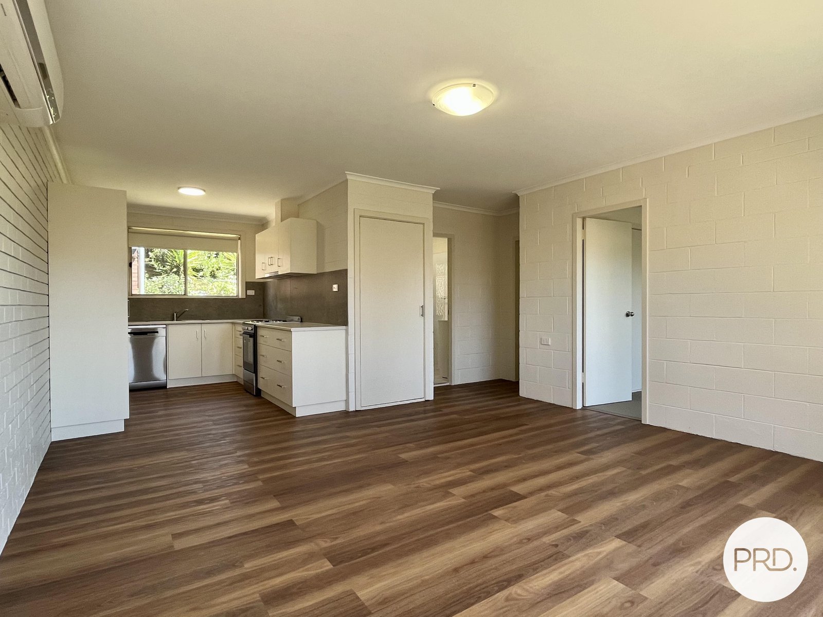 1/158 Bilba Street EAST ALBURY 5