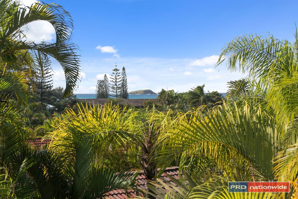 115/8 Solitary Islands Way SAPPHIRE BEACH 3