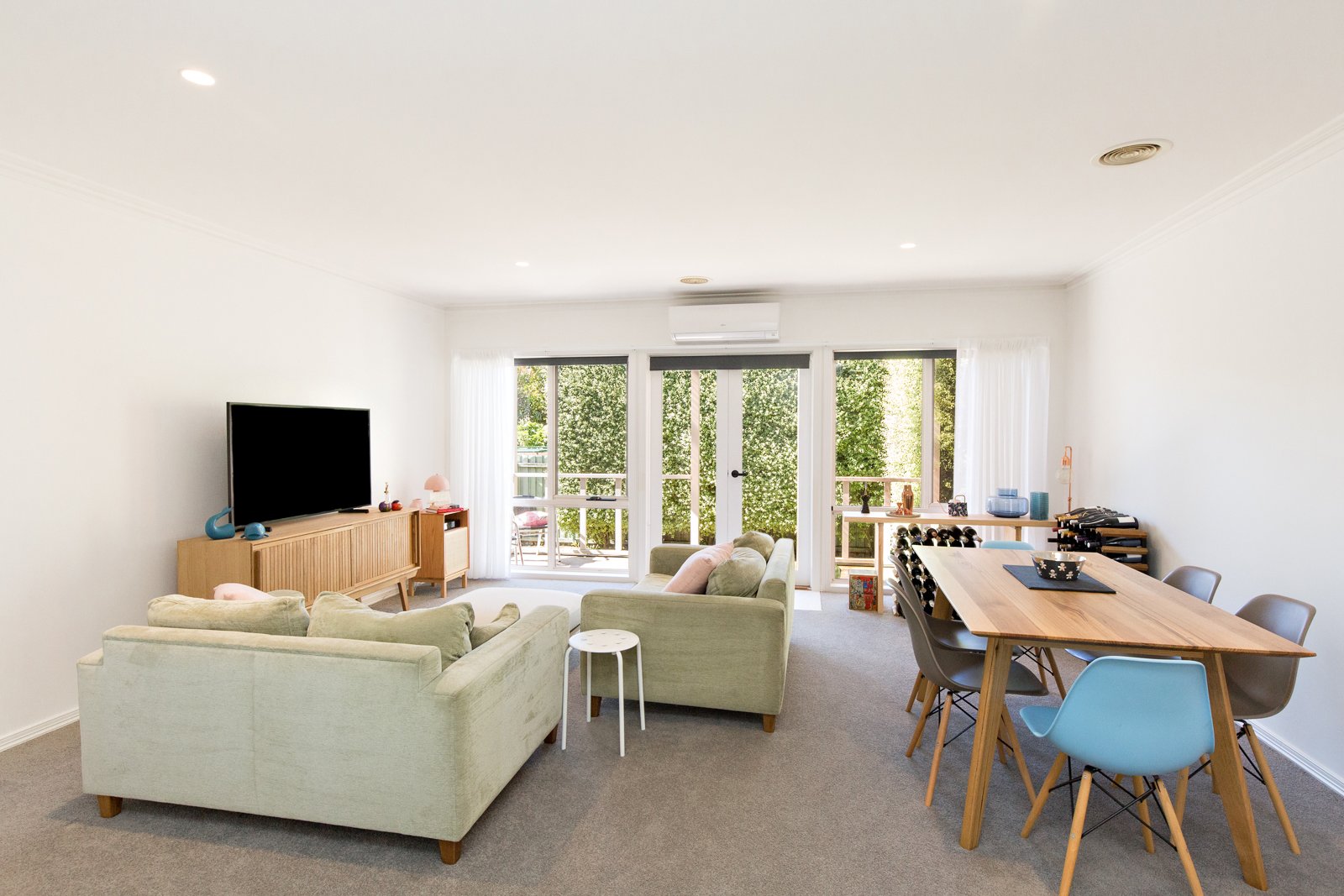 Gallery: 1159A Eyre Street