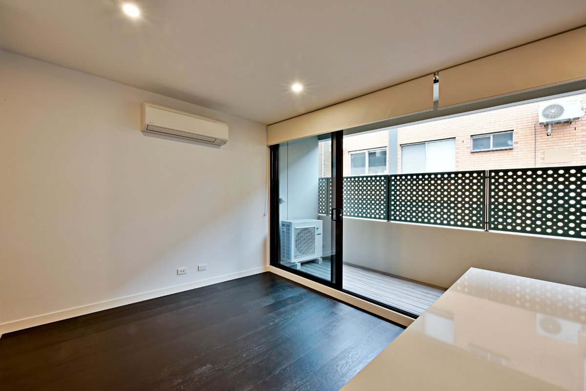 Gallery: 115/K6 High Street