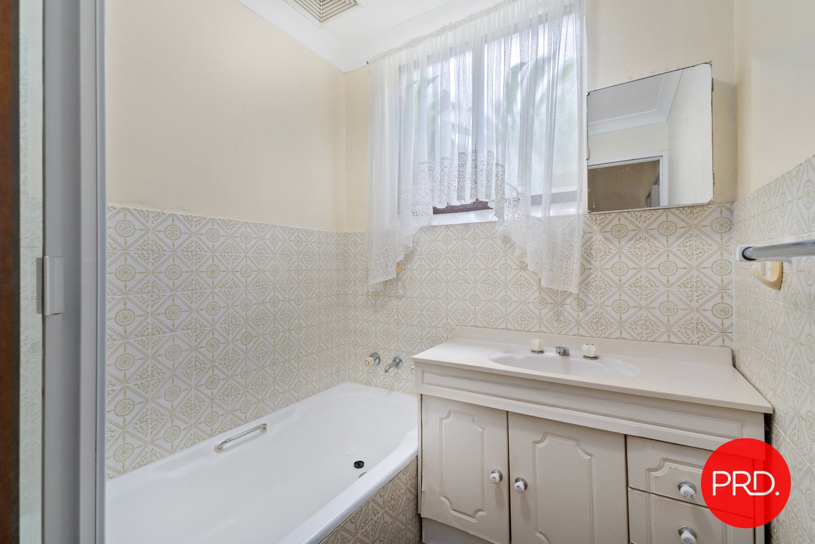 1/16-18 Jubilee Avenue CARLTON 7