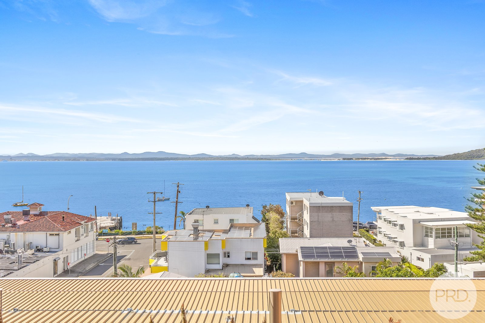 11/6-8 Tomaree Road SHOAL BAY 3