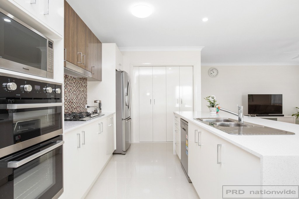116 Arrowtail Street CHISHOLM 7