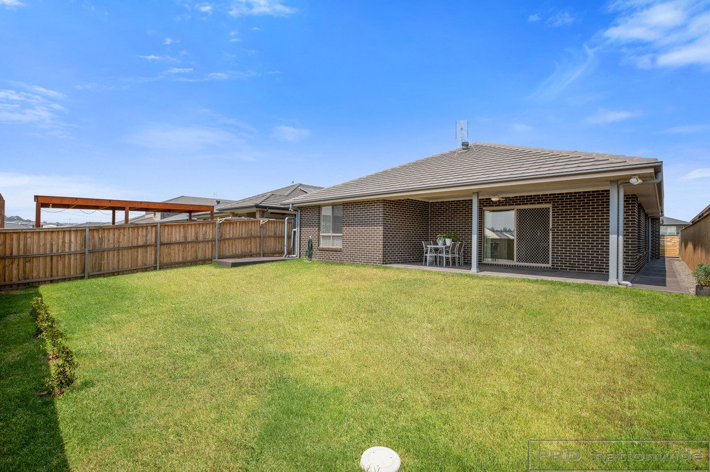 116 Arrowtail Street CHISHOLM 12