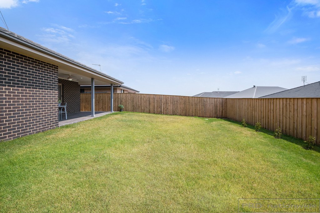 116 Arrowtail Street CHISHOLM 13