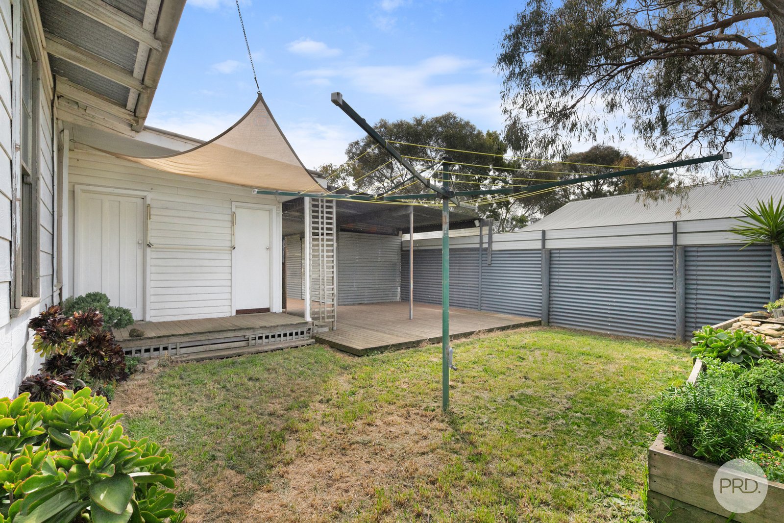 116 Birdwood Avenue SEBASTOPOL 2