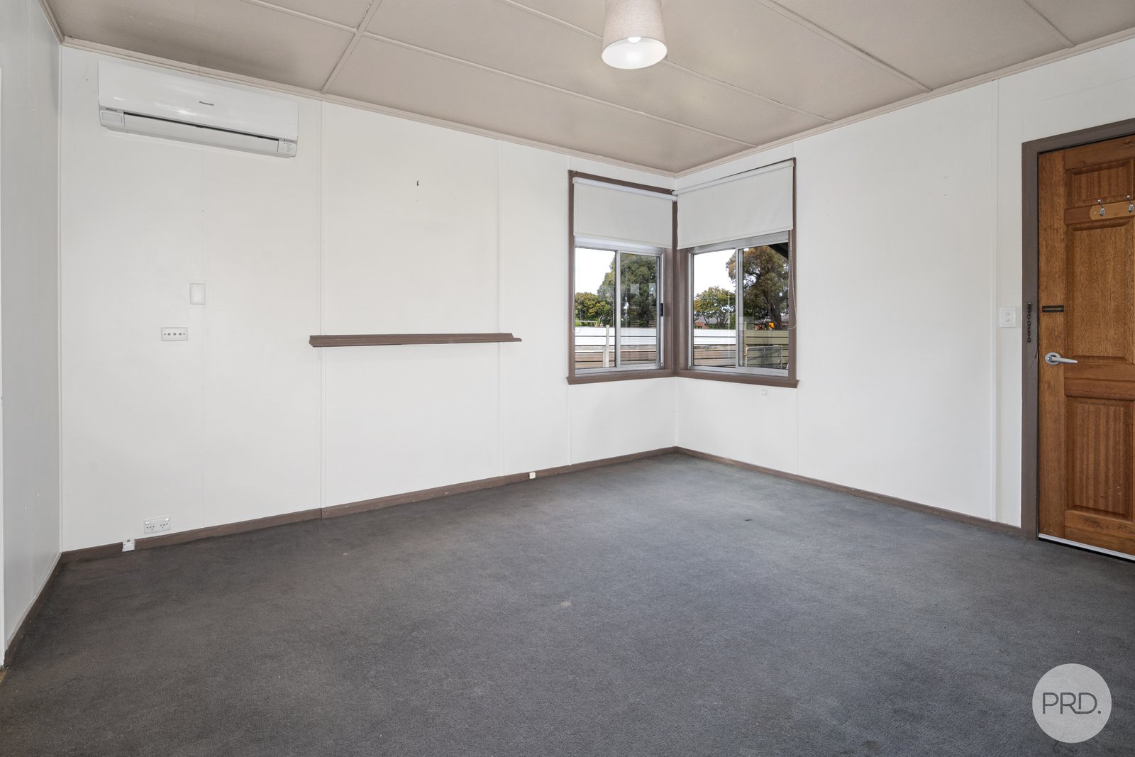 116 Birdwood Avenue SEBASTOPOL 5