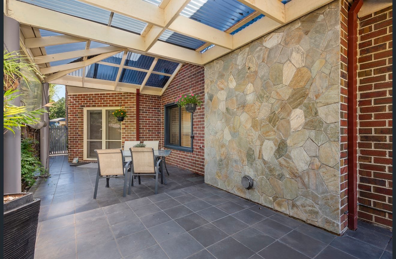 Real Estate and Property in 1/16 Calthorpe Street, Gisborne, VIC