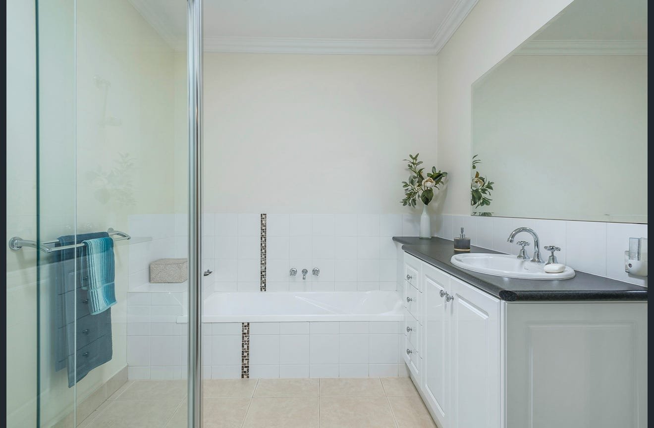 Real Estate and Property in 1/16 Calthorpe Street, Gisborne, VIC