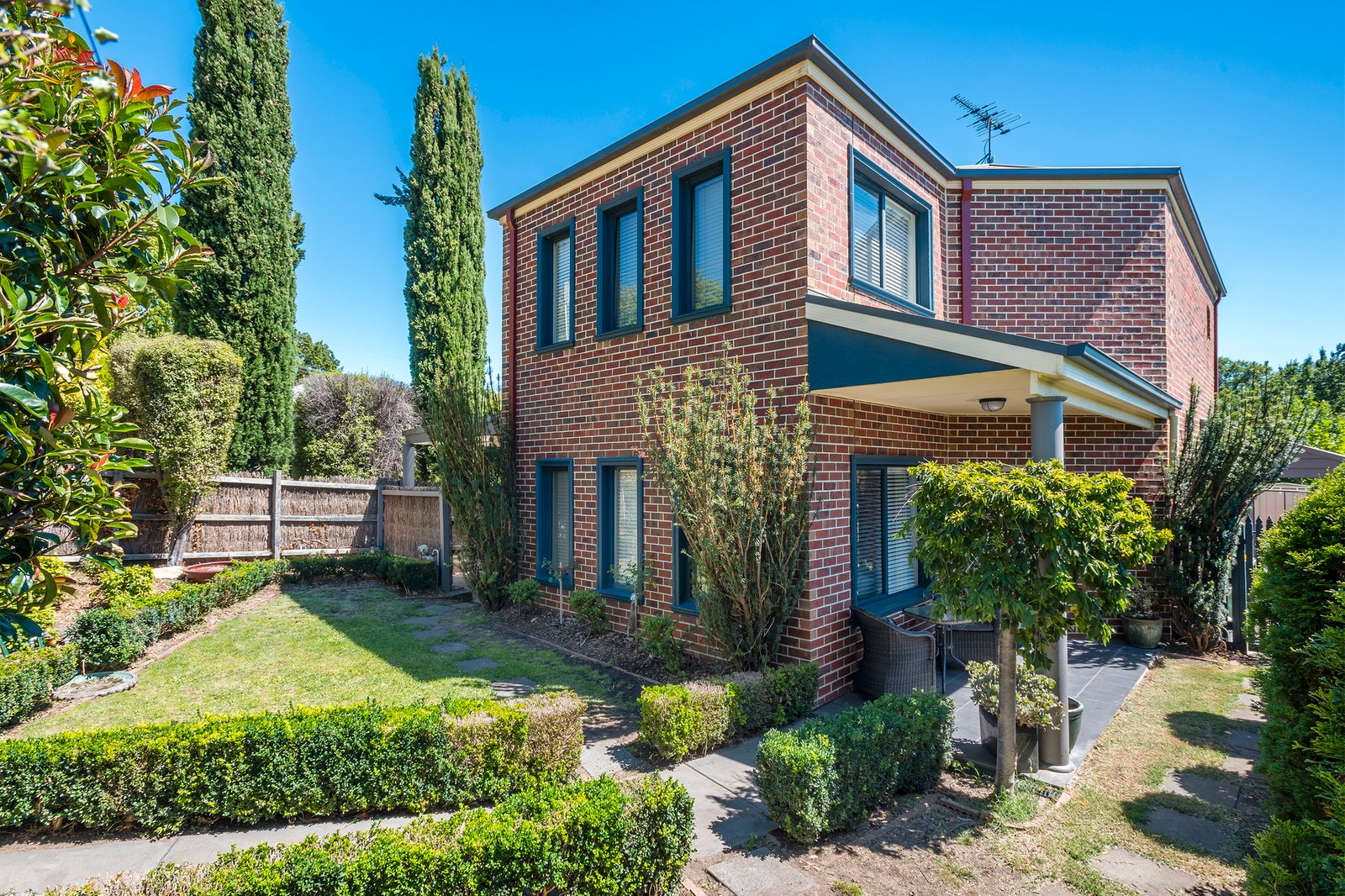 Real Estate and Property in 1/16 Calthorpe Street, Gisborne, VIC