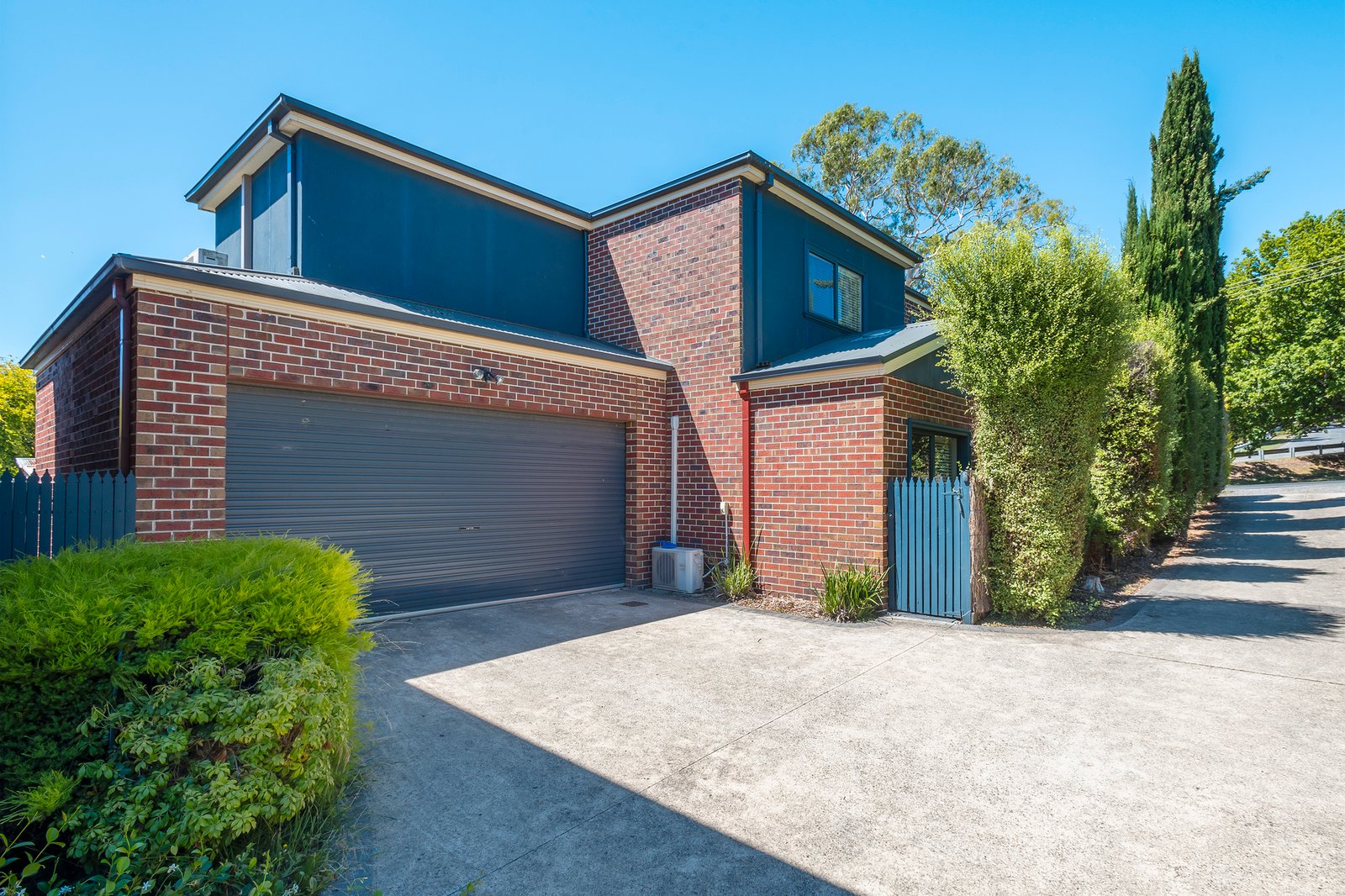 Real Estate and Property in 1/16 Calthorpe Street, Gisborne, VIC