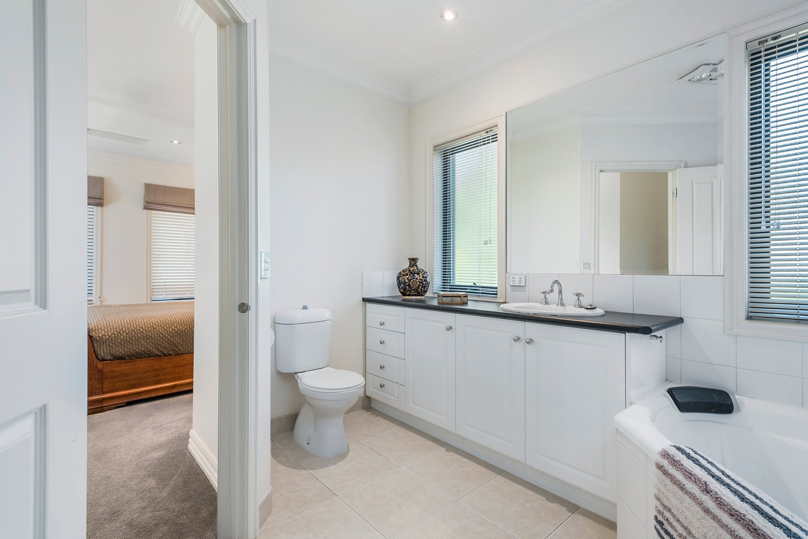 Real Estate and Property in 1/16 Calthorpe Street, Gisborne, VIC