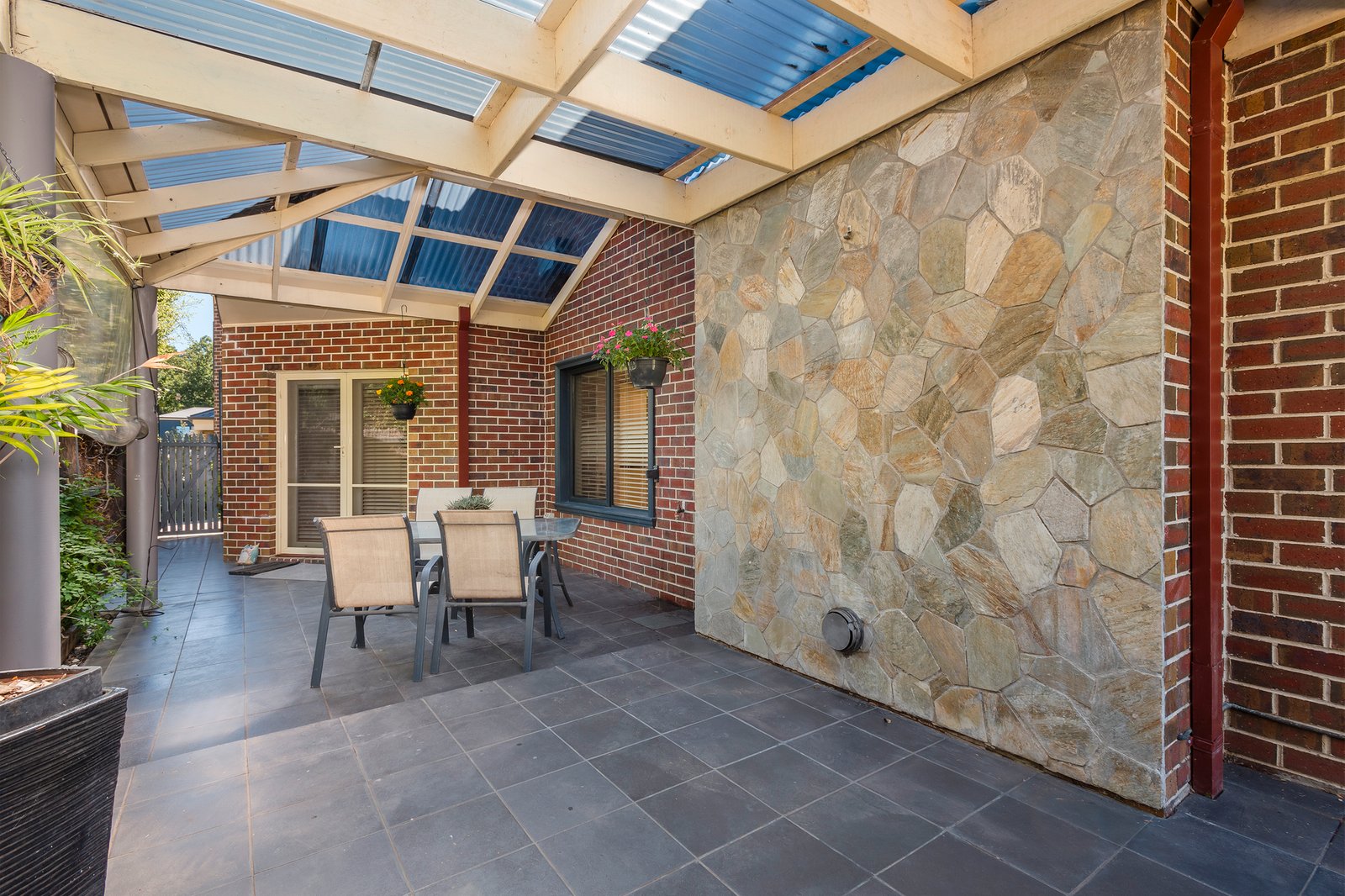 Real Estate and Property in 1/16 Calthorpe Street, Gisborne, VIC