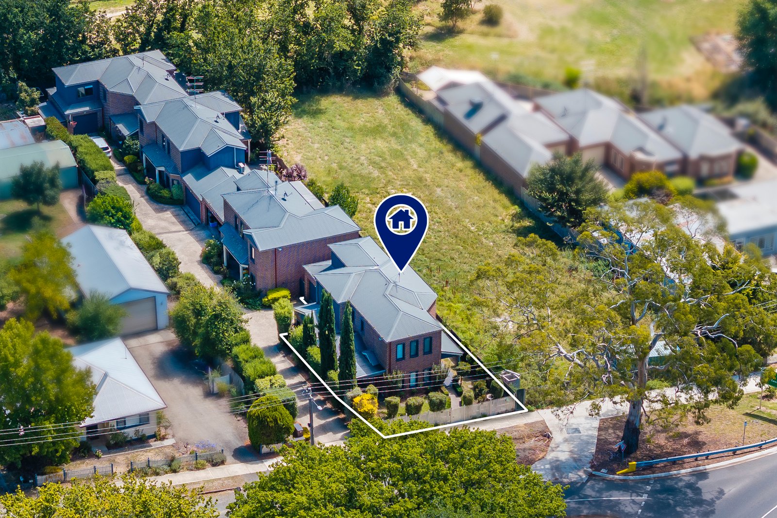 Real Estate and Property in 1/16 Calthorpe Street, Gisborne, VIC