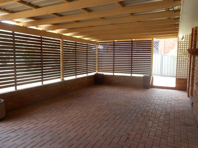 116 Edward Street TAMWORTH 8