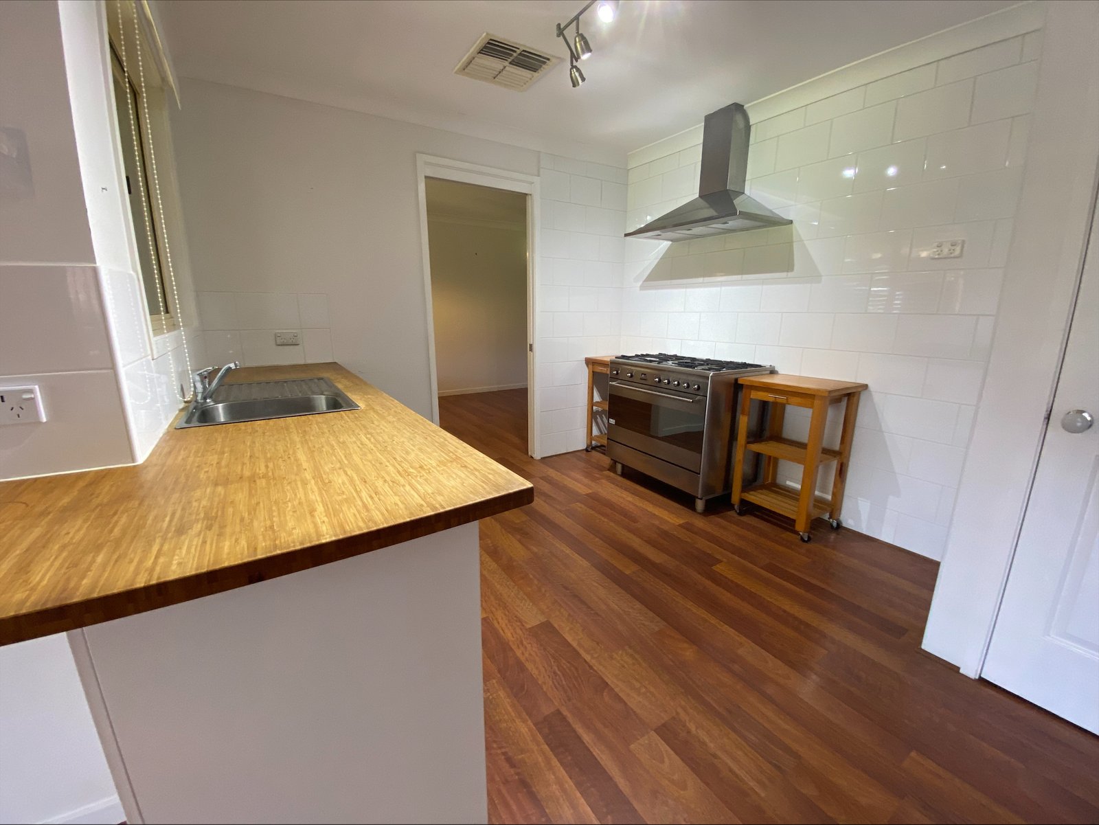 116 Edward Street TAMWORTH 5