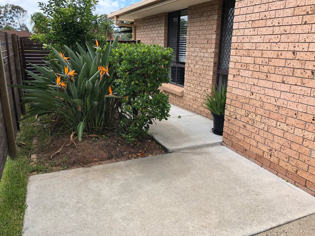 1/16 Elm Court LABRADOR 5