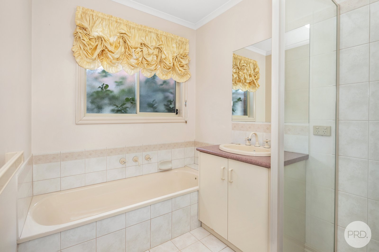 1/16 Fairway Court INVERMAY PARK 4