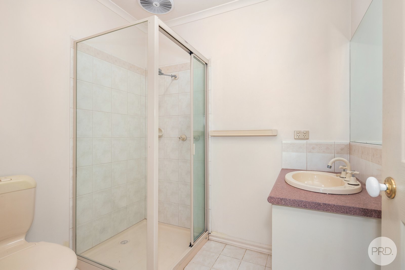 1/16 Fairway Court INVERMAY PARK 11