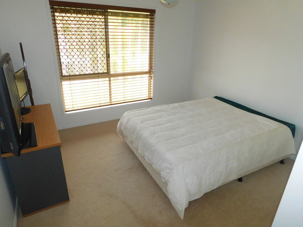 1/16 Gymea Crescent VARSITY LAKES 8