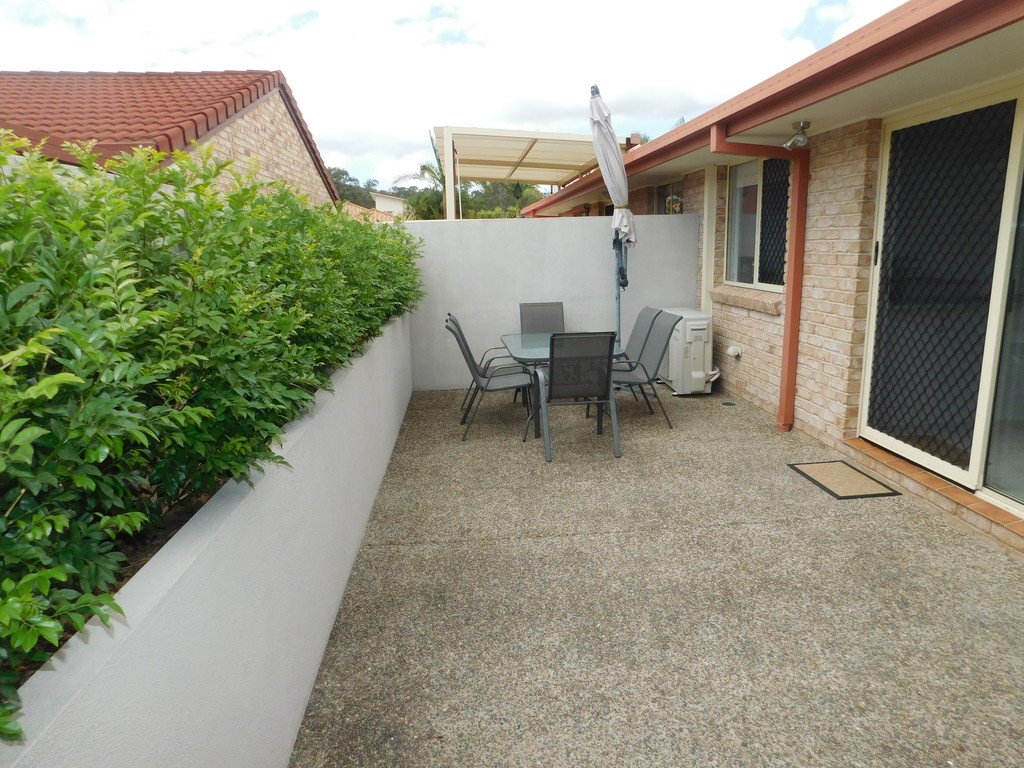 1/16 Gymea Crescent VARSITY LAKES 14