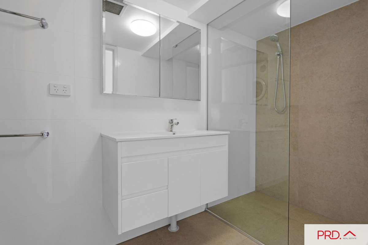 1/16 Hill Avenue Burleigh Heads 10