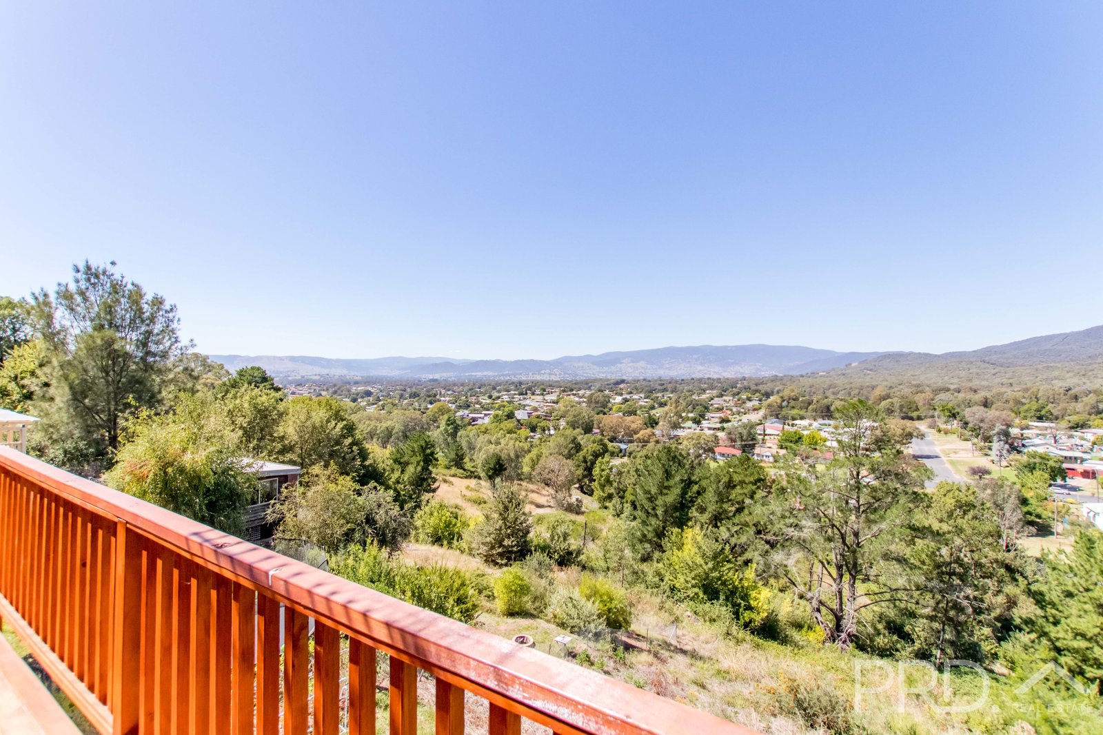 116 Howick Street TUMUT 9