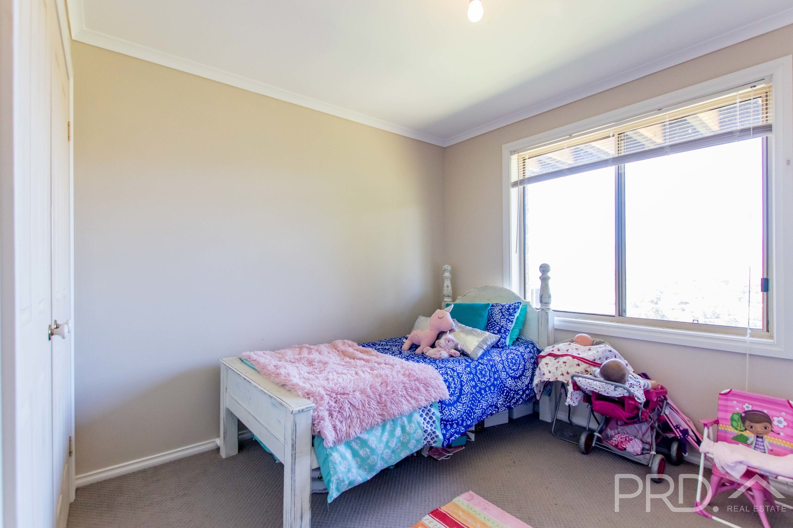 116 Howick Street TUMUT 13