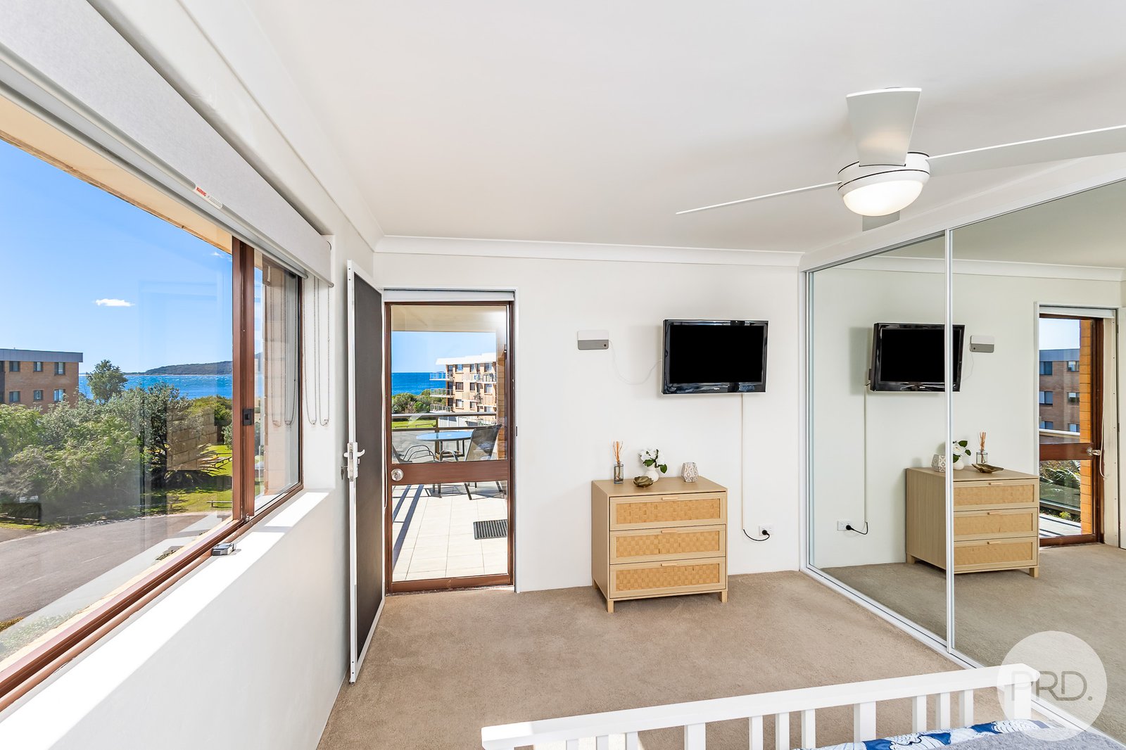 11/6 Intrepid Close NELSON BAY 16