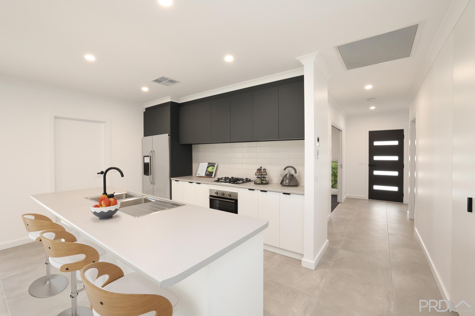 1/16 Joseph Crt  RED CLIFFS 3