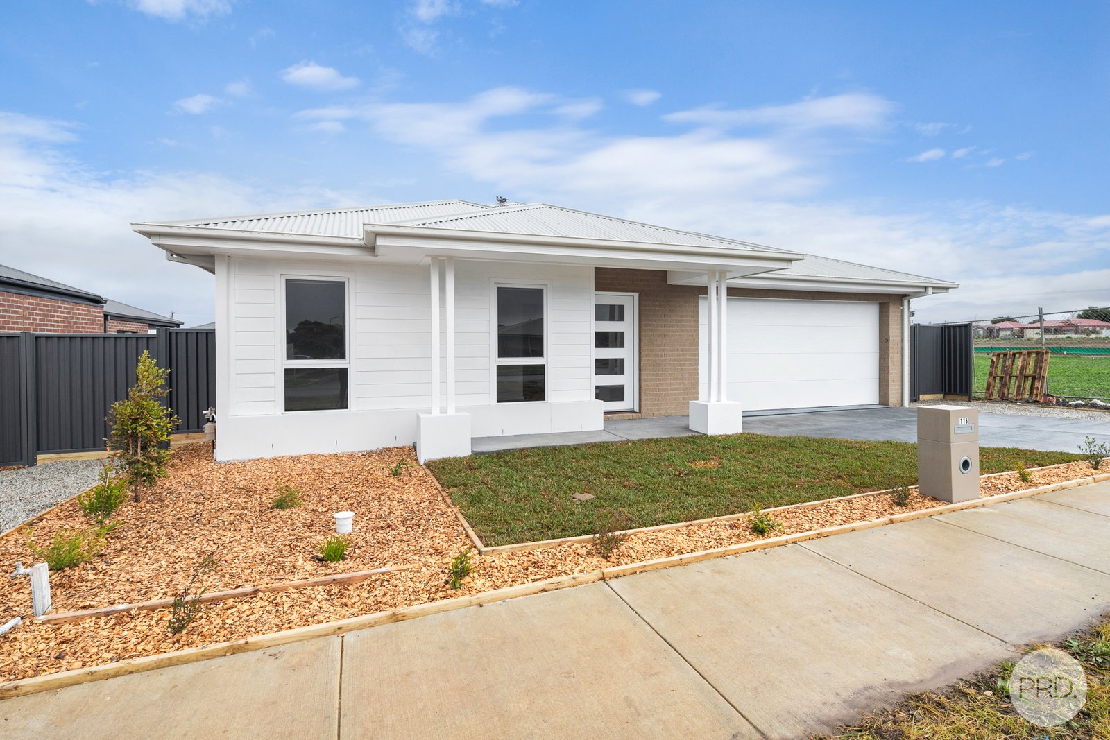 116 Kossuth Street SEBASTOPOL 1