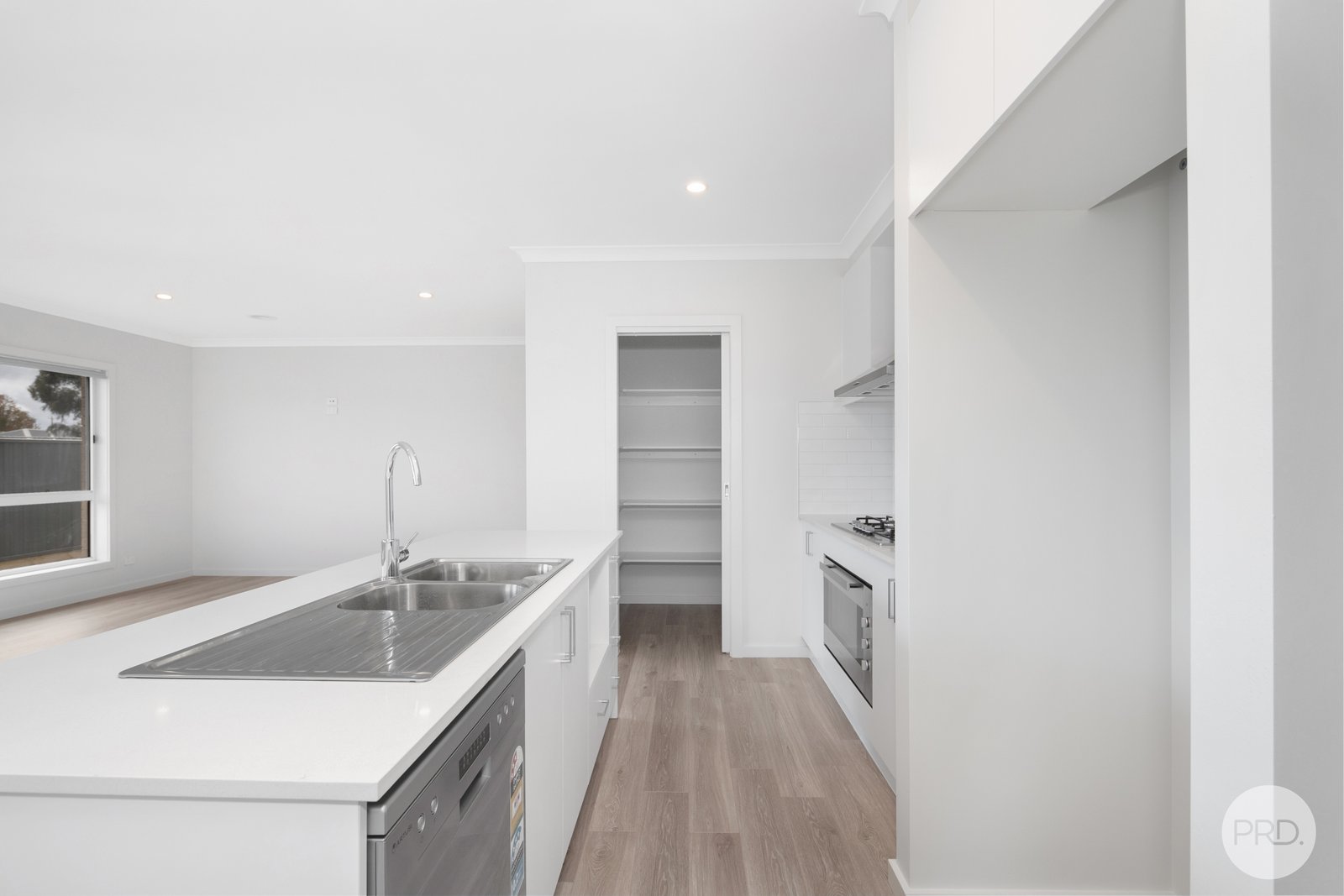 116 Kossuth Street SEBASTOPOL 3